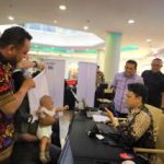 Kemenkumham Riau Layani Pembuatan Paspor di Pusat Perbelanjaan kemenkumham-riau-layani-pembuatan-p