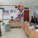 97988776e6fd165cd0d17f15c639ad11