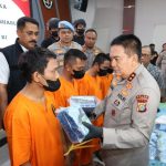 polda-riau-sita-536-kg-sabu-dan-49