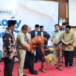 Plt Kadisdik DKI Buka Pameran dan Lelang Karya Seni untuk Kemanusiaan 210ddc014d1f5815e0576e39a57f881e
