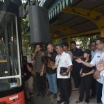 Gubernur-DKI-Jakarta-naik-transportasi-umum-300425-fah-10