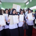 22817-guru-di-riau-sudah-terima-tu (1)