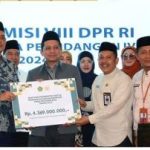 kanwil-kemenag-riau-terima-bantuan