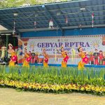 1a585d266f2e47f3e3a50bfa5592b4bf