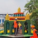 Ribuan Botol Bekas Dibuat Jadi Perahu Menarik Bernuansa Masjid d18a9d063c1b645e93f7a26cced50742