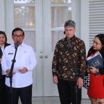 Gubernur Pramono memberikan keterangan pers setelah menerima Delegasi Bisnis AS