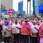 Seribu Lansia Rayakan 15th World Angklung's Day di CFD Bundaran HI