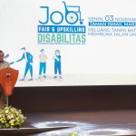 Gubernur Pramono memberikan sambutan dan membuka Job Fair Penyandang Disabilitas tahun 2025