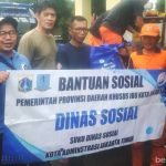 Sudinsos dan PMI Jaktim Beri Bantuan Penyintas Genangan