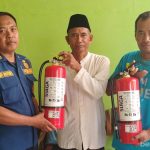 Dukung Program GEMPAR, Gulkarmat Jaktim Bagikan 2.033 APAR