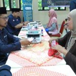 Warga Kepulauan Seribu antusias melakukan penukaran uang