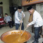 Makanan Khas Betawi, Pramono Tinjau Produksi Dodol