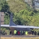 Pesawat Cassa tergelincir di runway Bandara Hasanuddin Selasa siang pesawat