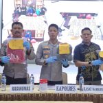 Polres Dumai Gagalkan Penyelundupan 296 Cartridge Narkoba Asal Lampung 1790342501