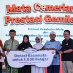 1.000 Pelajar di Kepulauan Seribu dan Jakut Terima Bantuan Kacamata 1.000 Pelajar di Kepulauan Seribu dan Jakut Terima Bantuan Kacamata
